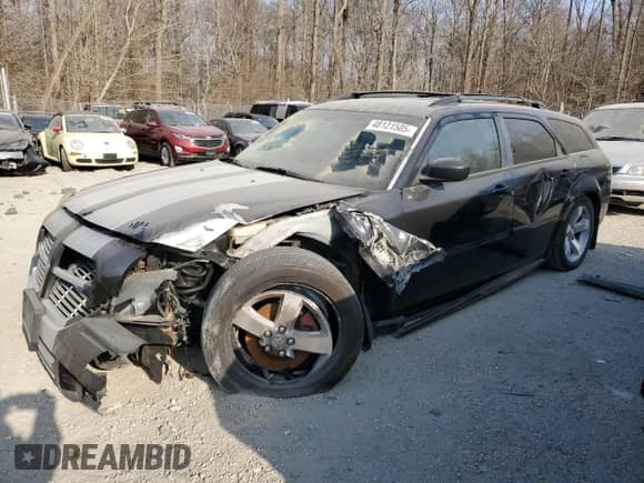 2005 Dodge Magnum SE with VIN 2D4FV48V35H178090, listed as a Copart auction lot 48121505 with 168,445 mi miles and Salvage title. Bid and sale history available at DreamBid. Image 1.