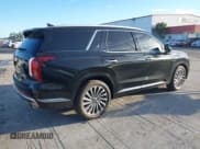 ✅ 2024 Hyundai Palisade Calligraphy • VIN: KM8R7DGE8RU698516 • Лот: 40601972. Опубликован ранее на IAAI с пробегом 8 238 миль. Бесплатный доступ к архиву аукционных продаж из США и подробный отчёт об истории автомобиля на DreamBid. Изображение 4.