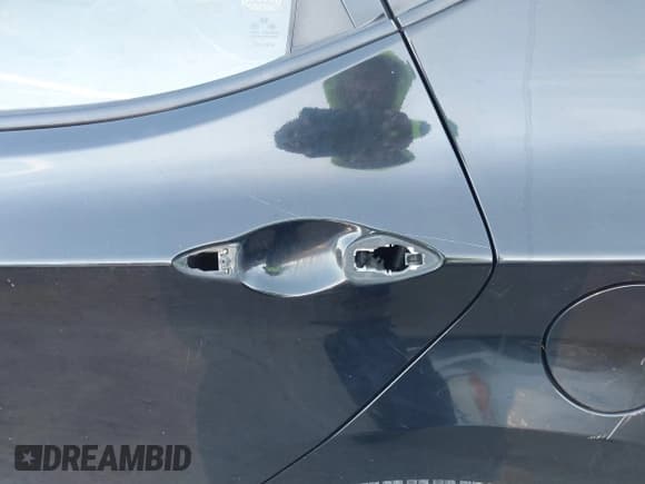 ✅ 2012 Hyundai Elantra Limited • VIN: 5NPDH4AE7CH098866 • Lot: 43615047. Listed on IAAI with 239,768 mi. Free auction sales archive from the USA and detailed vehicle history report at DreamBid. Image 12.