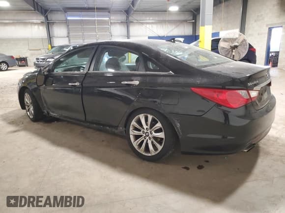 ✅ 2012 Hyundai Sonata Limited • VIN: 5NPEC4AC8CH386929 • Lot: 91350455. Listed on Copart with 142,460 mi. Free auction sales archive from the USA and detailed vehicle history report at DreamBid. Image 2.