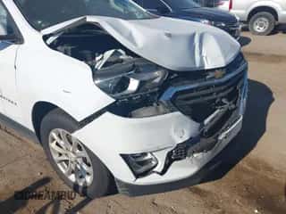 2019 Chevrolet Equinox LT с VIN 2GNAXKEV0K6122343, выставлен на аукционе IAAI как лот 43052372 с пробегом 164 219 миль миль и . История ставок и продаж доступна на DreamBid. Изображение 6.