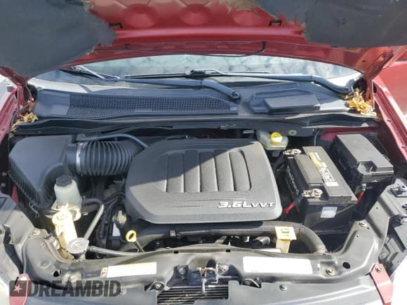 ✅ 2012 Chrysler Town & Country Touring • VIN: 2C4RC1BG9CR175033 • Лот: 87064245. Опубликован ранее на Copart с пробегом 98 908 миль. Бесплатный доступ к архиву аукционных продаж из США и подробный отчёт об истории автомобиля на DreamBid. Изображение 12.