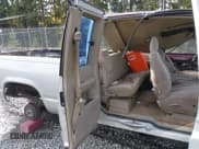 ✅ 1997 Chevrolet Silverado 1500 • VIN: 2GCEK19R5V1211794 • Lot: 43594101. Wystawiony na IAAI z przebiegiem 228 738 mil. Bezpłatny archiwum sprzedaży aukcyjnych z USA i szczegółowy raport historii pojazdu na DreamBid. Zdjęcie 8.