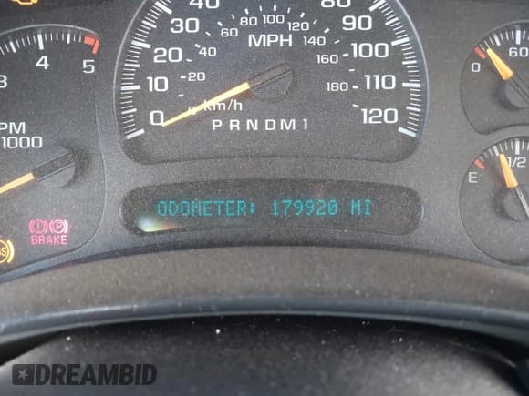 ✅ 2007 Chevrolet Silverado 2500HD LT1 • VIN: 1GCHK23D67F160348 • Lot: 43269127. Wystawiony na IAAI z przebiegiem 179 920 mil. Bezpłatny archiwum sprzedaży aukcyjnych z USA i szczegółowy raport historii pojazdu na DreamBid. Zdjęcie 16.