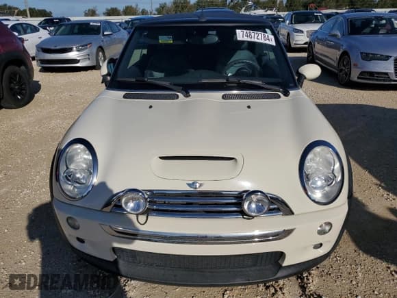 ✅ 2007 MINI Convertible S • VIN: WMWRH33537TL93992 • Lot: 74872784. Listed on Copart with Not provided. Free auction sales archive from the USA and detailed vehicle history report at DreamBid. Image 5.