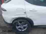 2024 Dodge Hornet R/T z VIN ZACPDFCW8R3A33462, wystawiony jako IAAI lot #42623447 z przebiegiem 19 731 mil mil oraz . Historia ofert i sprzedaży dostępna na DreamBid. Obrazek 6.