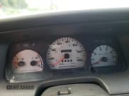 ✅ 2003 Mercury Marauder • VIN: 2MEHM75V13X612409 • Lot: 68095924. Wystawiony na Copart z przebiegiem 131 353 mil. Bezpłatny archiwum sprzedaży aukcyjnych z USA i szczegółowy raport historii pojazdu na DreamBid. Zdjęcie 9.