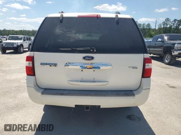 ✅ 2008 Ford Expedition Max Limited • VIN: 1FMFK19578LA70755 • Lot: 54750095. Listed on Copart with 169,916 mi. Free auction sales archive from the USA and detailed vehicle history report at DreamBid. Image 6.
