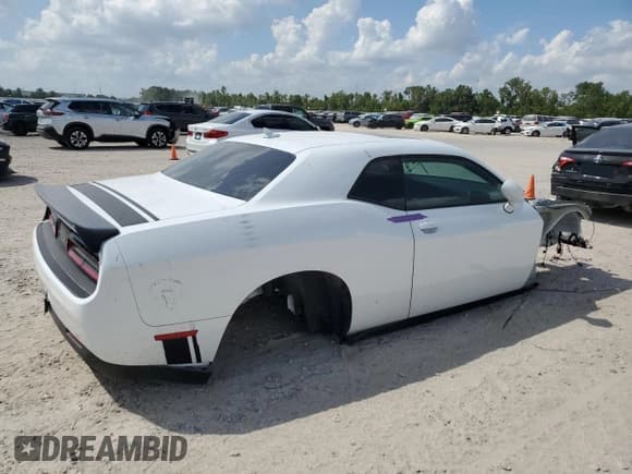 ✅ 2021 Dodge Challenger SRT Hellcat Redeye Widebody • VIN: 2C3CDZL98MH513213 • Lot: 72061444. Wystawiony na Copart z przebiegiem Nie podano. Bezpłatny archiwum sprzedaży aukcyjnych z USA i szczegółowy raport historii pojazdu na DreamBid. Zdjęcie 3.
