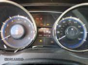 ✅ 2013 Hyundai Sonata SE • VIN: 5NPEC4AC6DH659836 • Lot: 63989914. Listed on Copart with 70,124 mi. Free auction sales archive from the USA and detailed vehicle history report at DreamBid. Image 9.