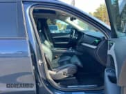 ✅ 2025 Volvo XC90 Ultimate Bright Theme • VIN: YV4062PF4S1291357 • Lot: 92944455. Listed on Copart with 19,867 mi. Free auction sales archive from the USA and detailed vehicle history report at DreamBid. Image 5.