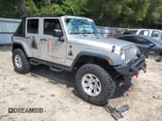 ✅ 2009 Jeep Wrangler Unlimited X • VIN: 1J4GA391X9L786887 • Lot: 70853675. Wystawiony na Copart z przebiegiem 130 403 mil. Bezpłatny archiwum sprzedaży aukcyjnych z USA i szczegółowy raport historii pojazdu na DreamBid. Zdjęcie 4.