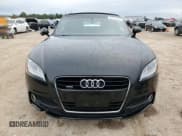 ✅ 2011 Audi TT • VIN: TRU4FAFK0B1012795 • Лот: 84233534. Опубликован ранее на Copart с пробегом 78 611 миль. Бесплатный доступ к архиву аукционных продаж из США и подробный отчёт об истории автомобиля на DreamBid. Изображение 5.