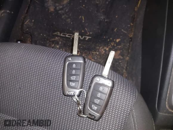 ✅ 2022 Hyundai Accent SE • VIN: 3KPC24A65NE166577 • Лот: 41708850. Опубликован ранее на IAAI с пробегом 17 566 миль. Бесплатный доступ к архиву аукционных продаж из США и подробный отчёт об истории автомобиля на DreamBid. Изображение 11.