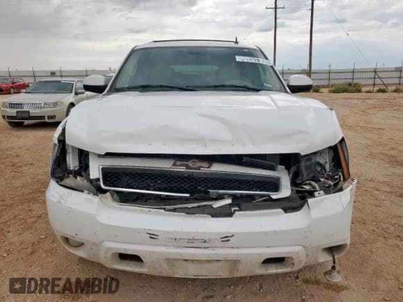 ✅ 2008 Chevrolet Suburban 2LT • VIN: 3GNFC16098G119713 • Lot: 62427785. Listed on Copart with 278,656 mi. Free auction sales archive from the USA and detailed vehicle history report at DreamBid. Image 5.
