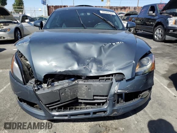 ✅ 2010 Audi TT • VIN: TRUFFAFK7A1014440 • Lot: 76528594. Listed on Copart with 57,441 mi. Free auction sales archive from the USA and detailed vehicle history report at DreamBid. Image 5.