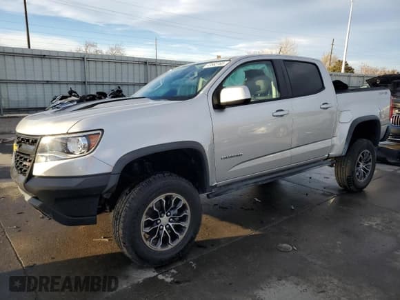 ✅ 2018 Chevrolet Colorado 4WD ZR2 • VIN: 1GCGTEEN3J1260590 • Лот: 43562765. Опубликован ранее на Copart с пробегом 50 783 миль. Бесплатный доступ к архиву аукционных продаж из США и подробный отчёт об истории автомобиля на DreamBid. Изображение 1.
