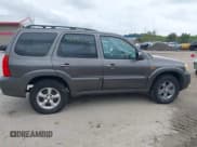 ✅ 2005 Mazda Tribute LX • VIN: 4F2YZ941X5KM17220 • Lot: 42340685. Wystawiony na IAAI z przebiegiem 186 700 mil. Bezpłatny archiwum sprzedaży aukcyjnych z USA i szczegółowy raport historii pojazdu na DreamBid. Zdjęcie 14.