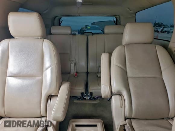 ✅ 2013 Chevrolet Suburban LTZ • VIN: 1GNSCKE08DR187629 • Lot: 93661735. Listed on Copart with 237,194 mi. Free auction sales archive from the USA and detailed vehicle history report at DreamBid. Image 10.