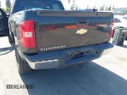 ✅ 2007 Chevrolet Silverado 1500 1LT • VIN: 2GCEC13J771553248 • Lot: 42212718. Wystawiony na IAAI z przebiegiem 206 338 mil. Bezpłatny archiwum sprzedaży aukcyjnych z USA i szczegółowy raport historii pojazdu na DreamBid. Zdjęcie 6.