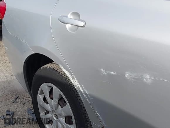 ✅ 2009 Toyota Corolla LE • VIN: JTDBL40E39J010127 • Lot: 43692684. Wystawiony na IAAI z przebiegiem 141 486 mil. Bezpłatny archiwum sprzedaży aukcyjnych z USA i szczegółowy raport historii pojazdu na DreamBid. Zdjęcie 12.