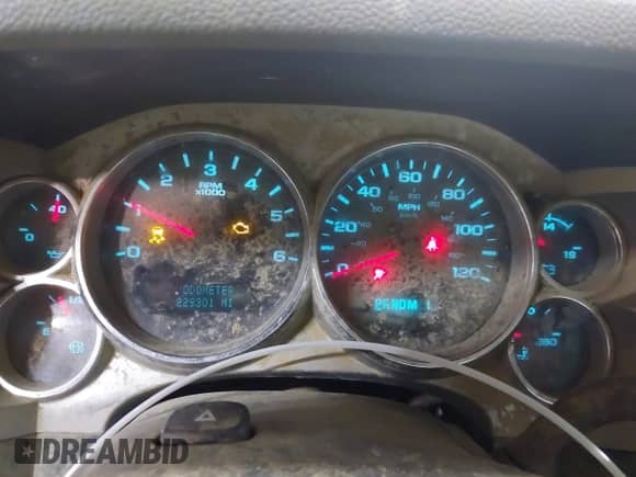 2013 Chevrolet Silverado 3500HD Work Truck z VIN 1GC0KZCG6DZ190606, wystawiony jako IAAI lot #42376277 z przebiegiem 229 301 mil mil oraz . Historia ofert i sprzedaży dostępna na DreamBid. Obrazek 7.