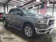 2021 Ram 1500 Big Horn z VIN 1C6SRFFT1MN605180, wystawiony jako Copart lot #90020175 z przebiegiem 49 615 mil mil oraz Szkoda całkowita • Salvage title. Historia ofert i sprzedaży dostępna na DreamBid. Obrazek 4.