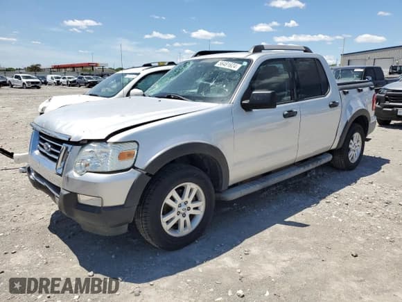 ✅ 2010 Ford Explorer Sport Trac XLT • VIN: 1FMEU3BE5AUF00648 • Лот: 56481624. Опубликован ранее на Copart с пробегом 145 069 миль. Бесплатный доступ к архиву аукционных продаж из США и подробный отчёт об истории автомобиля на DreamBid. Изображение 1.