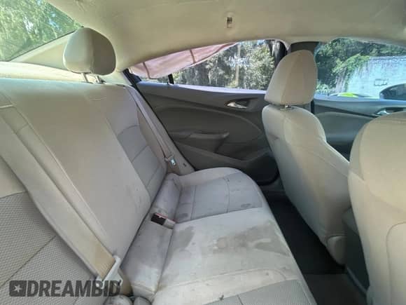 2018 Chevrolet Cruze LS z VIN 1G1BC5SM9J7176866, wystawiony jako Copart lot #70961115 z przebiegiem 85 737 mil mil oraz Czysty tytuł • Clean title. Historia ofert i sprzedaży dostępna na DreamBid. Obrazek 6.