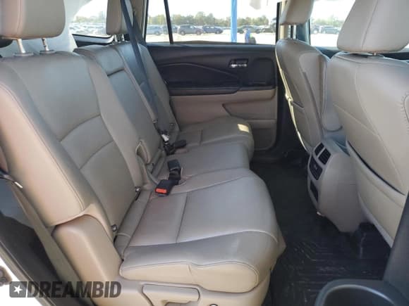 ✅ 2017 Honda Pilot EX-L • VIN: 5FNYF6H59HB051627 • Lot: 87286775. Listed on Copart with 104,700 mi. Free auction sales archive from the USA and detailed vehicle history report at DreamBid. Image 11.