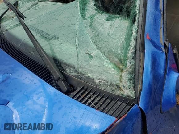 ✅ 1998 GMC Sierra 1500 • VIN: 1GTEK19R7WR506050 • Лот: 60539235. Опубликован ранее на Copart с пробегом Не указан. Бесплатный доступ к архиву аукционных продаж из США и подробный отчёт об истории автомобиля на DreamBid. Изображение 12.