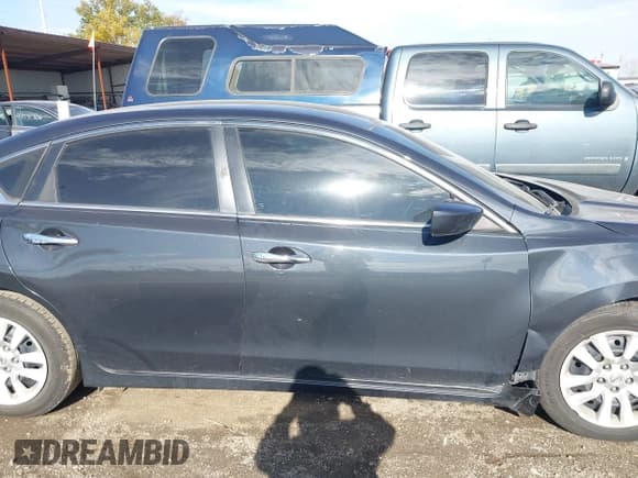 ✅ 2018 Nissan Altima S • VIN: 1N4AL3AP3JC230372 • Лот: 43598086. Опубликован ранее на IAAI с пробегом 111 971 миль. Бесплатный доступ к архиву аукционных продаж из США и подробный отчёт об истории автомобиля на DreamBid. Изображение 13.