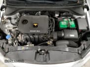 ✅ 2017 Hyundai Elantra SE • VIN: KMHD84LF6HU142662 • Lot: 87072545. Listed on Copart with 119,186 mi. Free auction sales archive from the USA and detailed vehicle history report at DreamBid. Image 11.