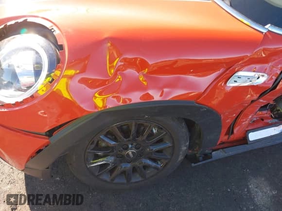 ✅ 2020 MINI Hardtop 4 Door Cooper • VIN: WMWXU7C07L2M08900 • Lot: 43640448. Wystawiony na IAAI z przebiegiem 12 944 mil. Bezpłatny archiwum sprzedaży aukcyjnych z USA i szczegółowy raport historii pojazdu na DreamBid. Zdjęcie 6.