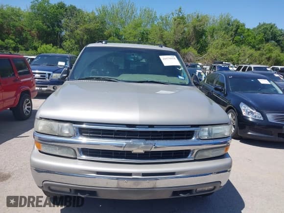 ✅ 2004 Chevrolet Suburban Z71 • VIN: 3GNFK16Z14G122679 • Lot: 41979958. Wystawiony na IAAI z przebiegiem 238 912 mil. Bezpłatny archiwum sprzedaży aukcyjnych z USA i szczegółowy raport historii pojazdu na DreamBid. Zdjęcie 6.
