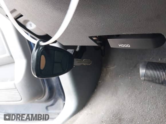 ✅ 2006 Dodge 1500 SLT • VIN: 1D7HU18N06S667537 • Лот: 43405689. Размещён на IAAI с пробегом 381 820 миль миль. Получите бесплатный доступ к архиву аукционных продаж из США и посмотрите подробный отчёт об истории автомобиля на DreamBid. Изображение 11.