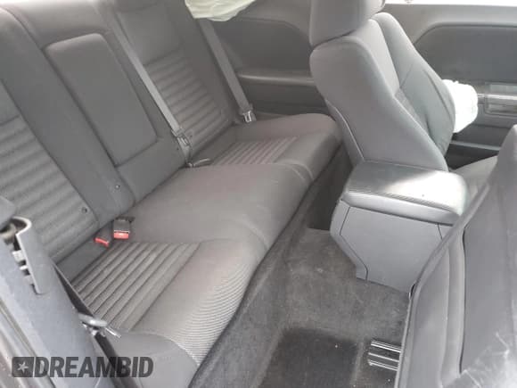 ✅ 2013 Dodge Challenger R/T • VIN: 2C3CDYBT5DH605032 • Lot: 74496764. Wystawiony na Copart z przebiegiem 97 225 mil. Bezpłatny archiwum sprzedaży aukcyjnych z USA i szczegółowy raport historii pojazdu na DreamBid. Zdjęcie 11.