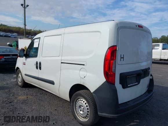 ✅ 2019 Ram ProMaster City Cargo Tradesman • VIN: ZFBHRFAB6K6N78232 • Lot: 40485206. Wystawiony na IAAI z przebiegiem 206 994 mil. Bezpłatny archiwum sprzedaży aukcyjnych z USA i szczegółowy raport historii pojazdu na DreamBid. Zdjęcie 3.