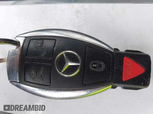 ✅ 2013 Mercedes-Benz E 350 Sport • VIN: WDDHF8JB5DA662937 • Lot: 43678445. Listed on IAAI with 305,679 mi. Free auction sales archive from the USA and detailed vehicle history report at DreamBid. Image 11.