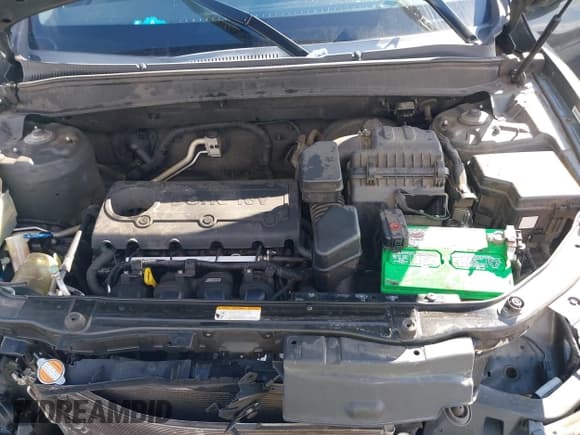 ✅ 2010 Hyundai Santa Fe GL • VIN: 5NMSG3AB2AH379610 • Lot: 41636140. Listed on IAAI with 154,539 mi. Free auction sales archive from the USA and detailed vehicle history report at DreamBid. Image 10.