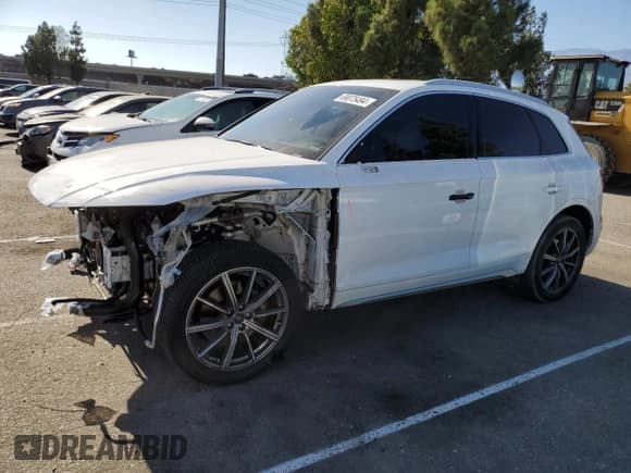 ✅ 2022 Audi SQ5 Premium • VIN: WA1A4AFYXN2028485 • Lot: 69075494. Listed on Copart with 24,526 mi. Free auction sales archive from the USA and detailed vehicle history report at DreamBid. Image 1.