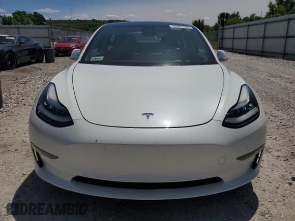 ✅ 2018 Tesla Model 3 Long Range Battery • VIN: 5YJ3E1EB6JF067834 • Lot: 55441405. Wystawiony na Copart z przebiegiem 82 065 mil. Bezpłatny archiwum sprzedaży aukcyjnych z USA i szczegółowy raport historii pojazdu na DreamBid. Zdjęcie 5.