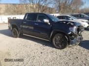 ✅ 2022 GMC Sierra 1500 Denali Ultimate • VIN: 1GTUUHET8NZ630956 • Лот: 80818794. Опубликован ранее на Copart с пробегом Не указан. Бесплатный доступ к архиву аукционных продаж из США и подробный отчёт об истории автомобиля на DreamBid. Изображение 4.