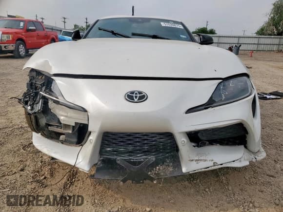 ✅ 2020 Toyota Supra 3.0 • VIN: WZ1DB4C04LW032225 • Lot: 57639875. Wystawiony na Copart z przebiegiem Nie podano. Bezpłatny archiwum sprzedaży aukcyjnych z USA i szczegółowy raport historii pojazdu na DreamBid. Zdjęcie 5.