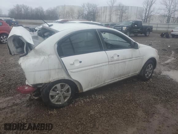 ✅ 2011 Hyundai Accent GLS • VIN: KMHCN4AC3BU574498 • Лот: 52170775. Опубликован ранее на Copart с пробегом 77 188 миль. Бесплатный доступ к архиву аукционных продаж из США и подробный отчёт об истории автомобиля на DreamBid. Изображение 3.
