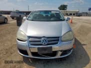 ✅ 2007 Volkswagen Jetta 2.5 • VIN: 3VWRF71K57M158773 • Лот: 81218165. Опубликован ранее на Copart с пробегом 86 686 миль. Бесплатный доступ к архиву аукционных продаж из США и подробный отчёт об истории автомобиля на DreamBid. Изображение 5.
