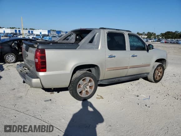 ✅ 2007 Chevrolet Avalanche 2LT • VIN: 3GNFK12387G166796 • Lot: 71492185. Listed on Copart with Not provided. Free auction sales archive from the USA and detailed vehicle history report at DreamBid. Image 3.