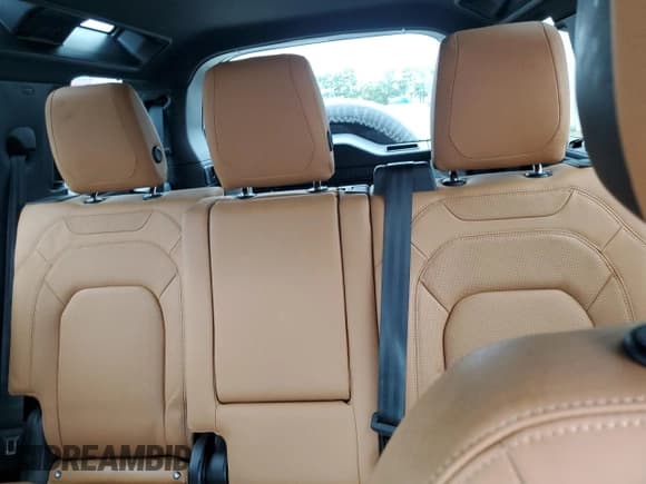 ✅ 2023 Land Rover Defender S • VIN: SALEJEEX0P2240775 • Lot: 68329795. Listed on Copart with 27,923 mi. Free auction sales archive from the USA and detailed vehicle history report at DreamBid. Image 10.