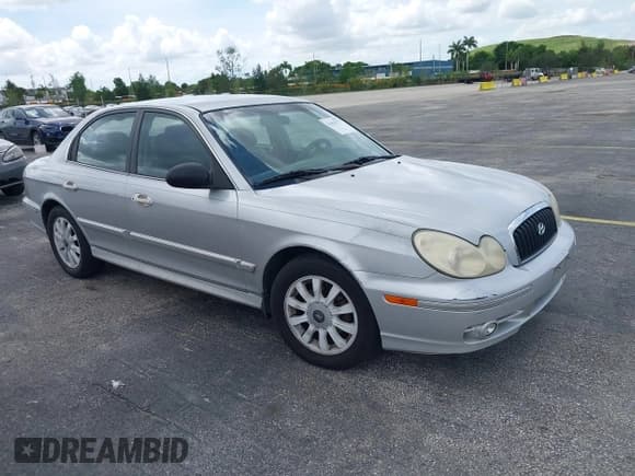 ✅ 2004 Hyundai Sonata GLS • VIN: KMHWF35H04A993889 • Lot: 42454777. Listed on IAAI with 210,343 mi. Free auction sales archive from the USA and detailed vehicle history report at DreamBid. Image 1.