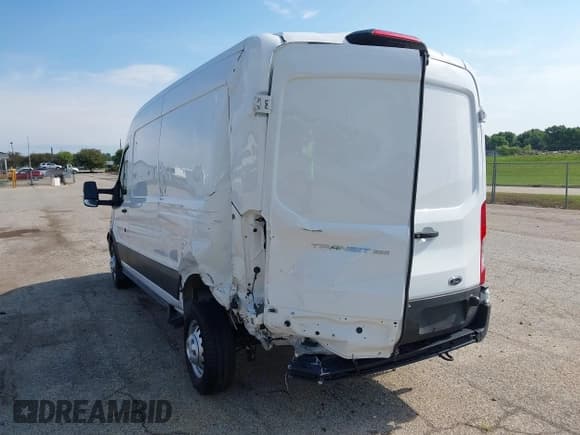 ✅ 2023 Ford Transit • VIN: 1FTBW9CG7PKB84159 • Лот: 42772115. Опубликован ранее на IAAI с пробегом 6 945 миль. Бесплатный доступ к архиву аукционных продаж из США и подробный отчёт об истории автомобиля на DreamBid. Изображение 3.